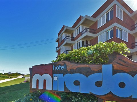 Frente del Hotel Mirador en Mar Chiquita
